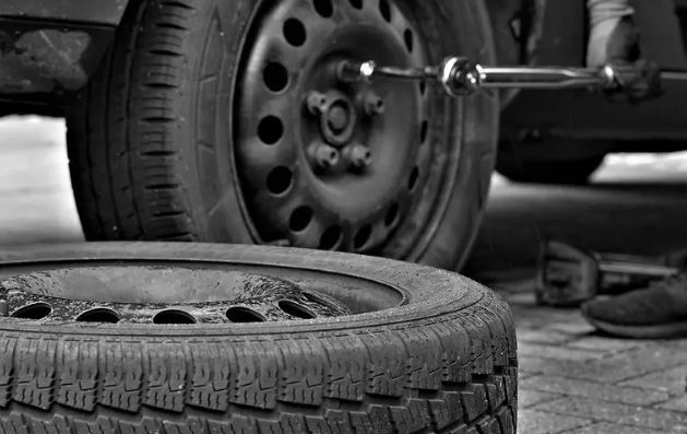 Tire Change Roadside Assistance